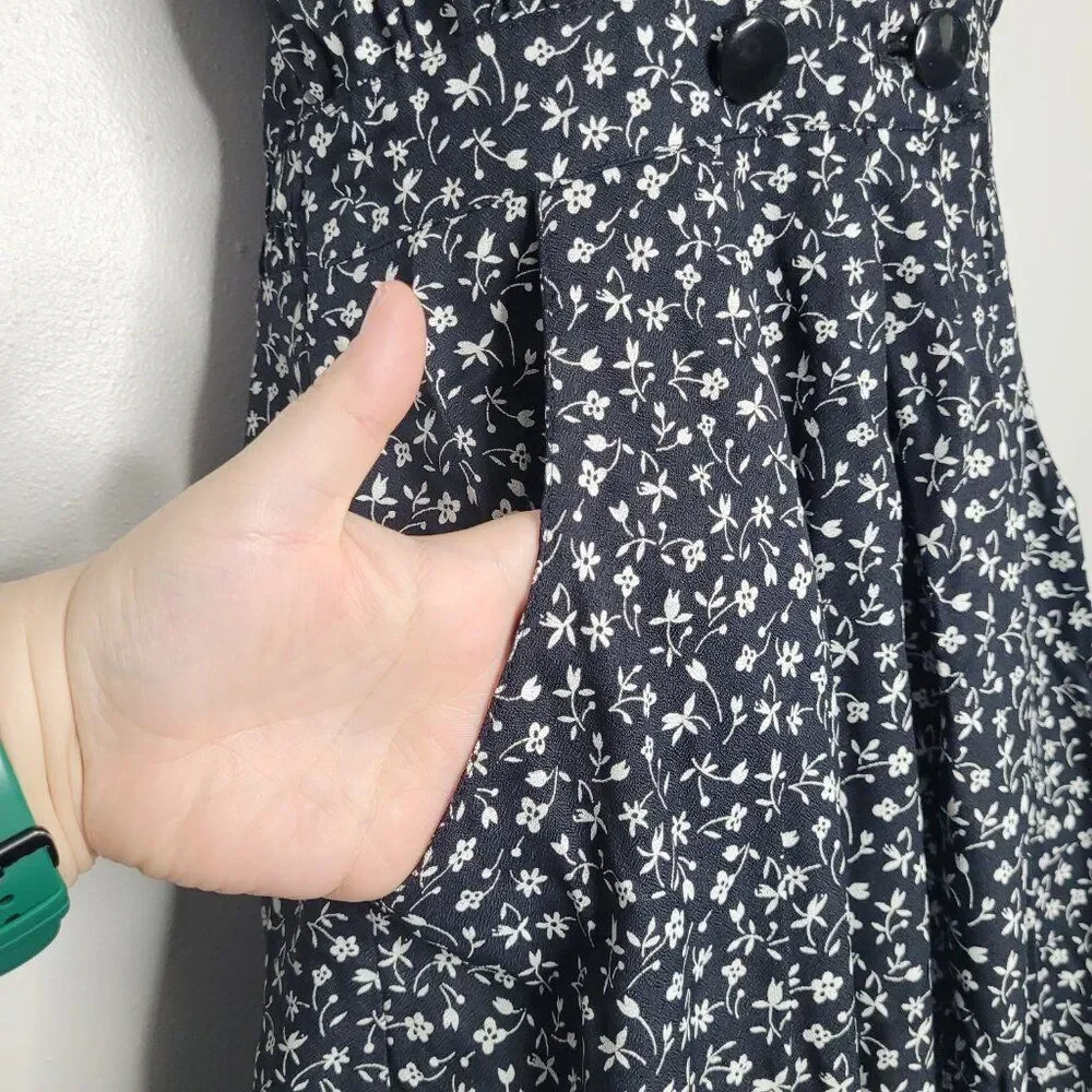 Vintage 80s 90s black white ditsy floral moody midi dress size 8 pockets